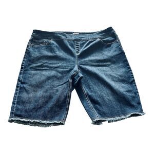 Westbound Woman Denim Bermuda  Shorts Size 20W The Park Ave Fit Pull-on